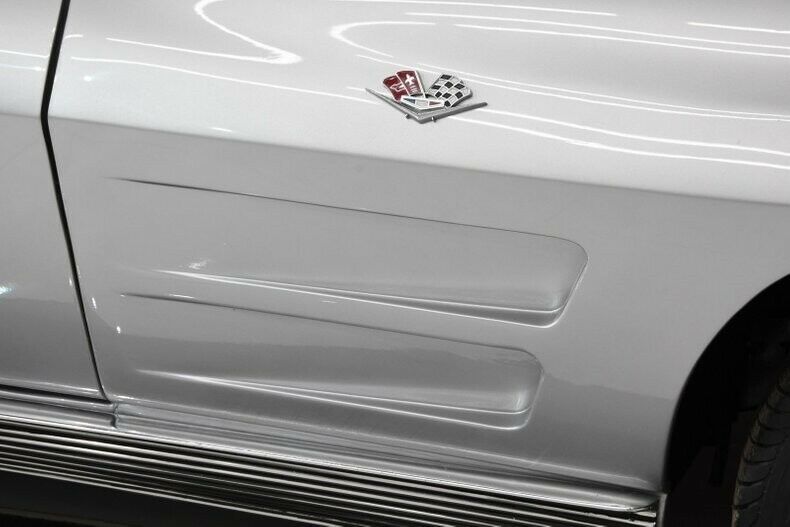 1963 Chevrolet Corvette - photo 12