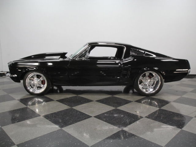 1967 Ford Mustang Fastback - photo 2