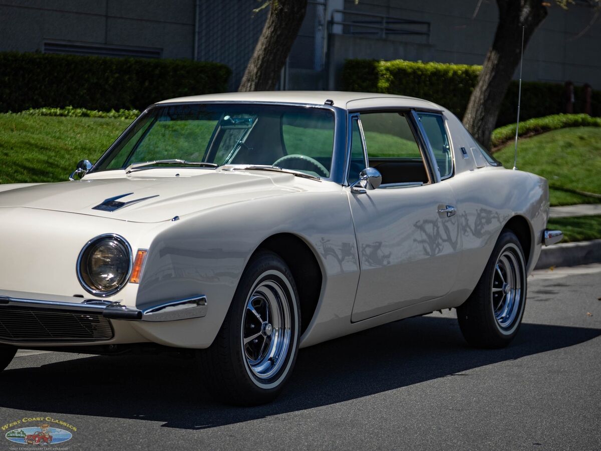 1963 Studebaker Avanti 289 V8 Coupe - photo 9