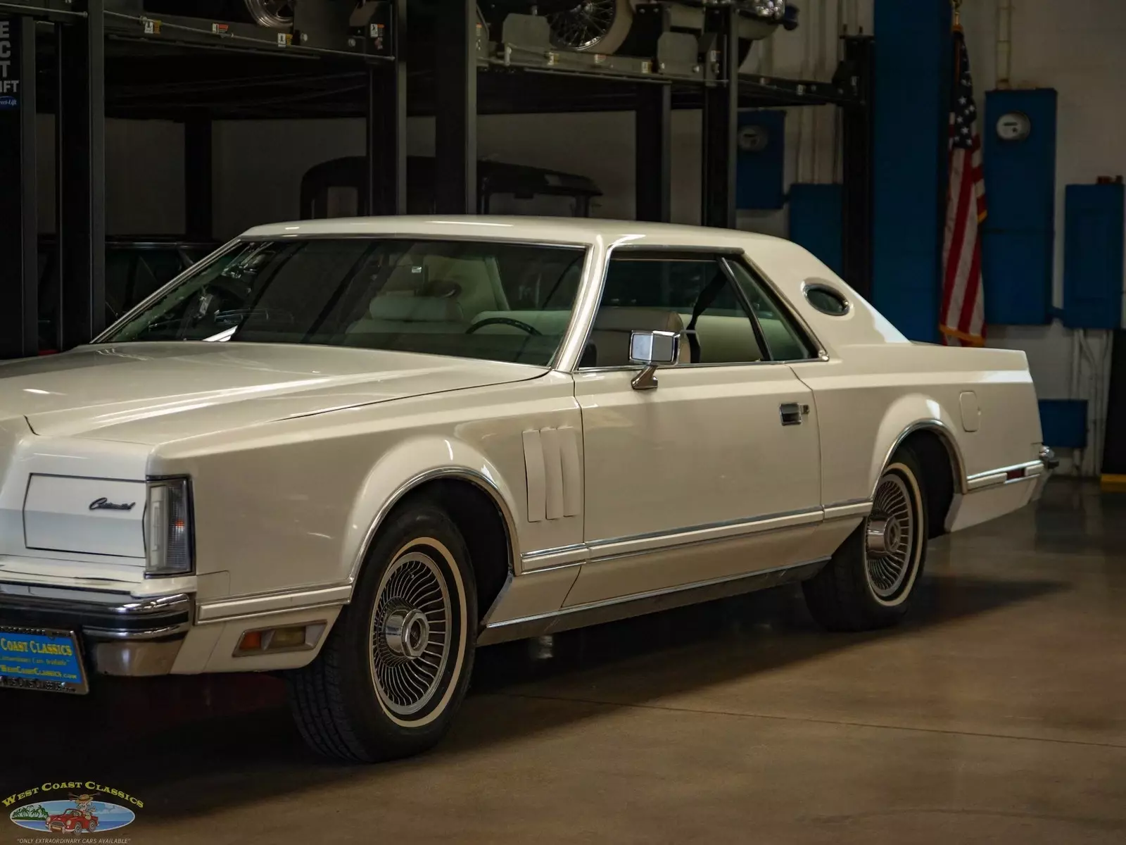 1977 Lincoln Continental 2 Door Coupe with 52K original miles - photo 9