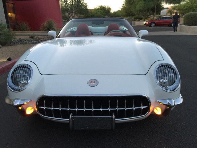 1953 Chevrolet Corvette Convertible - photo 2
