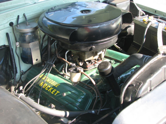 1953 Oldsmobile Ninety-Eight Holiday Coupe - photo 3