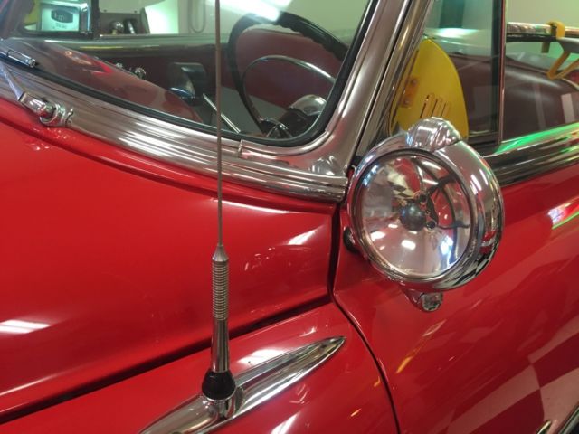 1953 Pontiac Chieftain Factory AC - rare! - photo 11