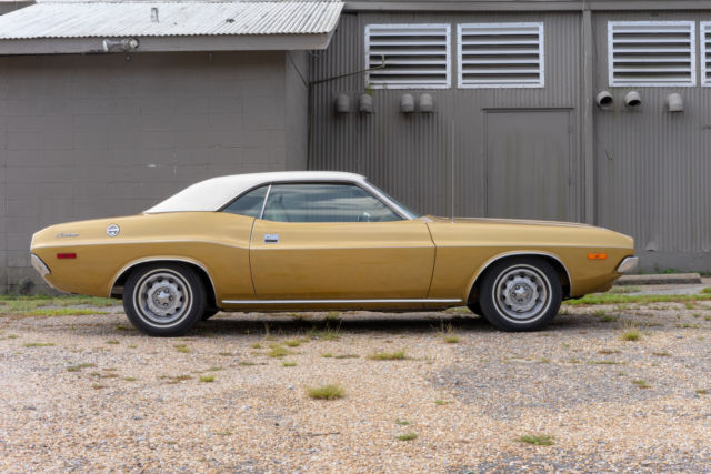 1972 Dodge Challenger - photo 2