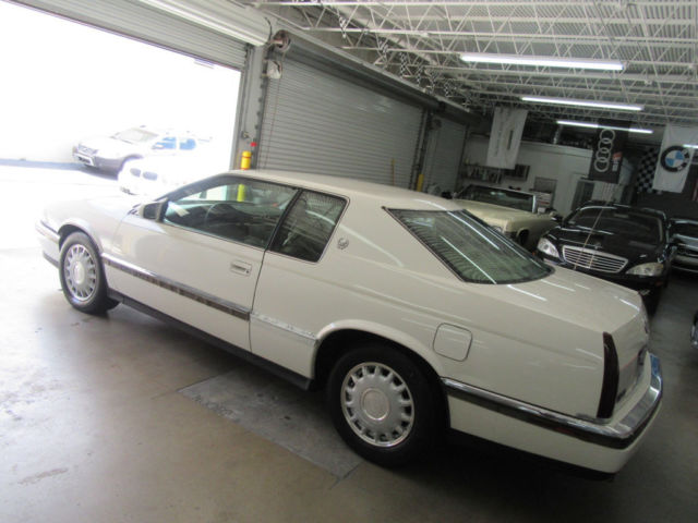 1993 Cadillac Eldorado Base Coupe 2-Door - photo 11