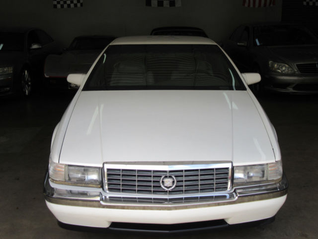 1993 Cadillac Eldorado Base Coupe 2-Door - photo 5