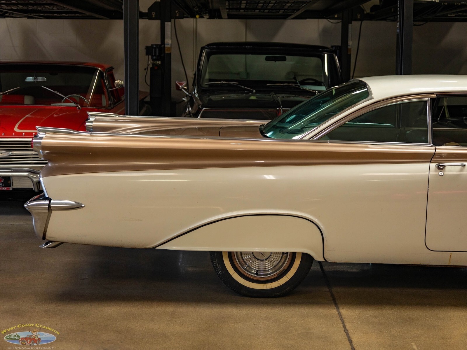 1959 Oldsmobile Eighty-Eight 371 Rocket V8 - photo 2