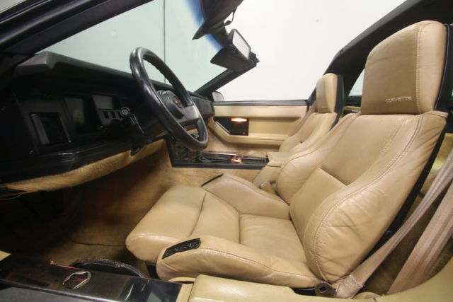 1987 Chevrolet Corvette Base Hatchback 2-Door - photo 5