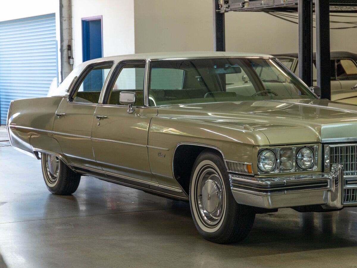 1973 Cadillac Fleetwood Brougham 472 V8 Sedan - photo 11