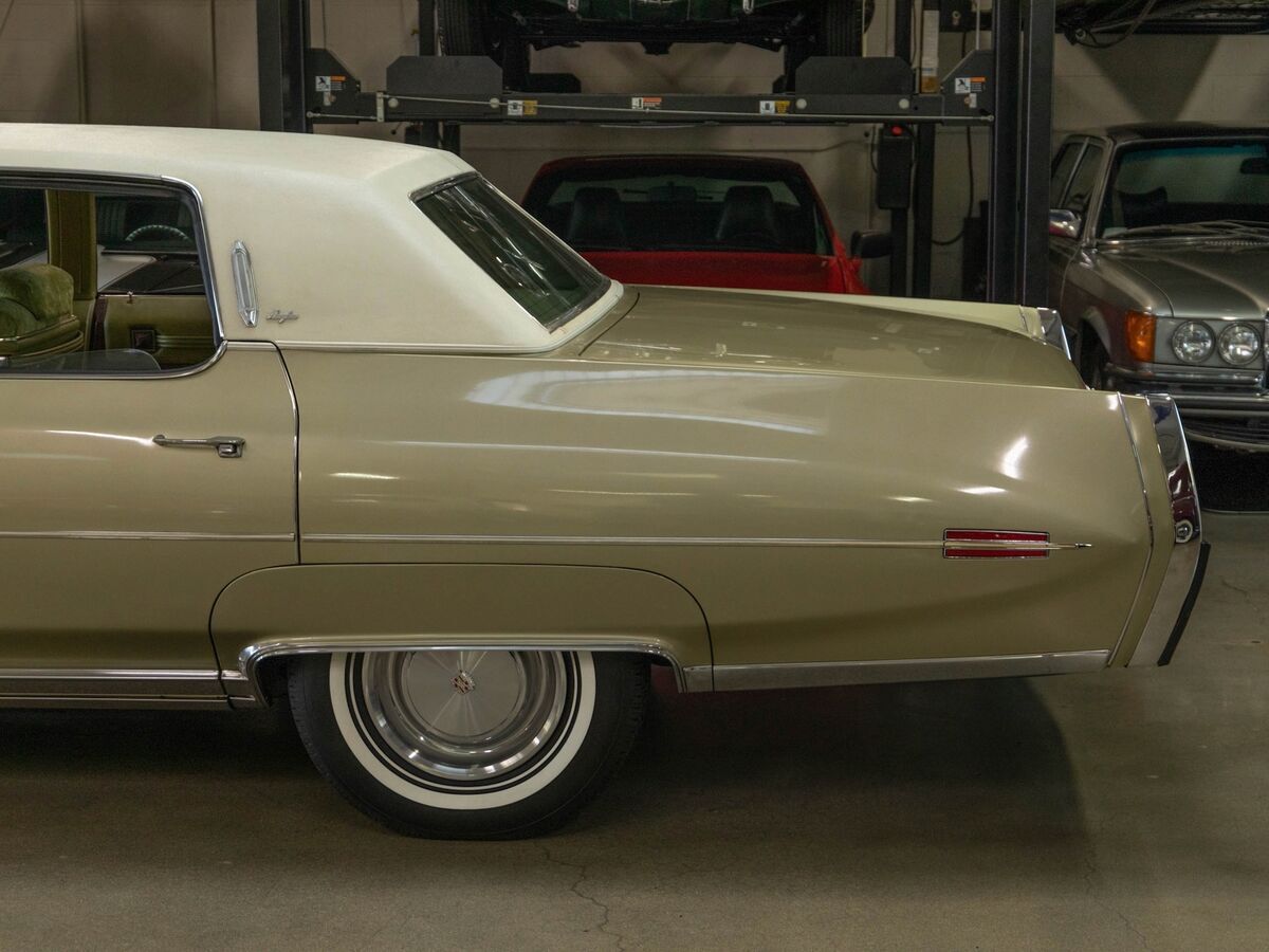 1973 Cadillac Fleetwood Brougham 472 V8 Sedan - photo 9