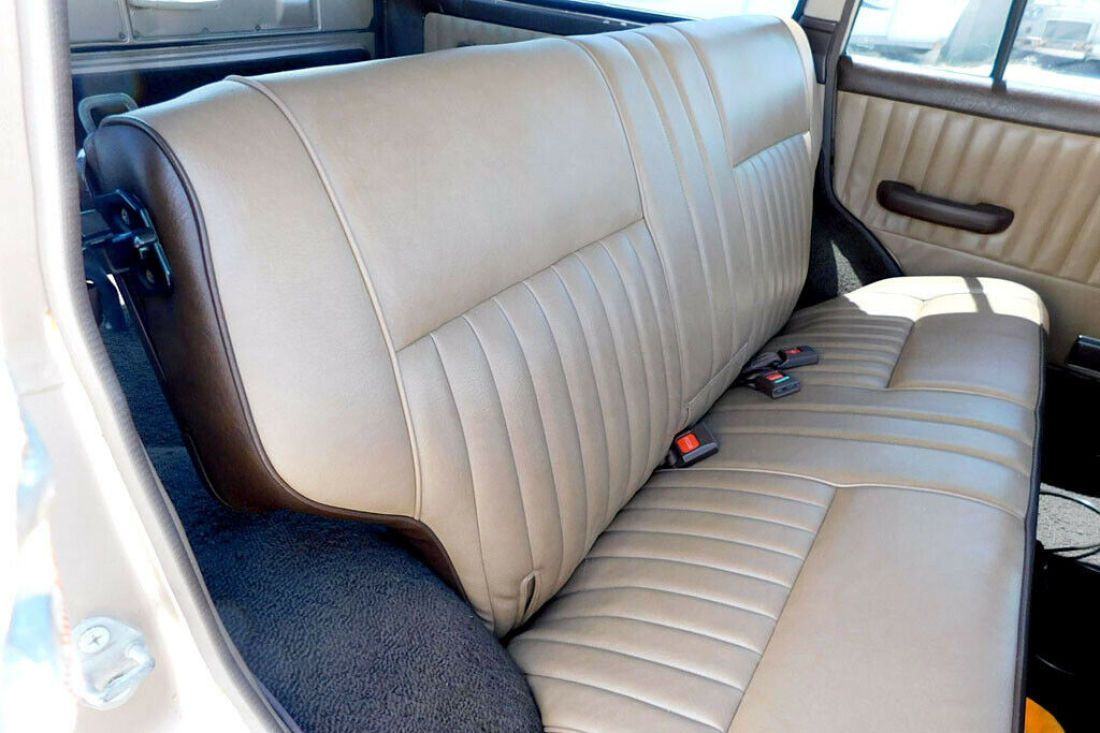 1984 Toyota Land Cruiser FJ60 - photo 7