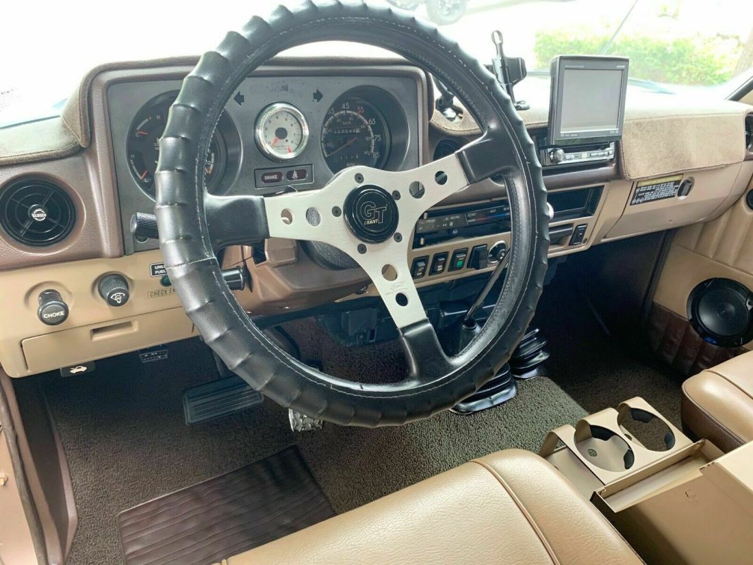 1984 Toyota Land Cruiser FJ60 - photo 9
