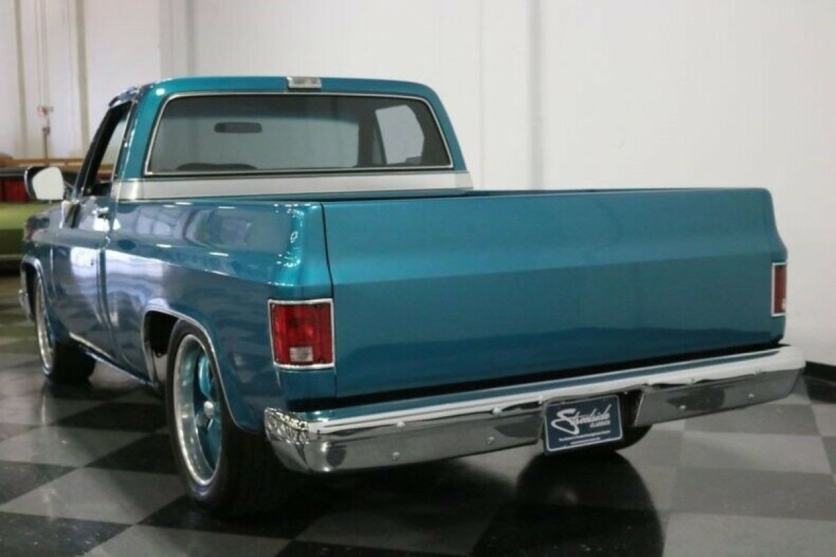 1985 Chevrolet C-10 Restomod - photo 11