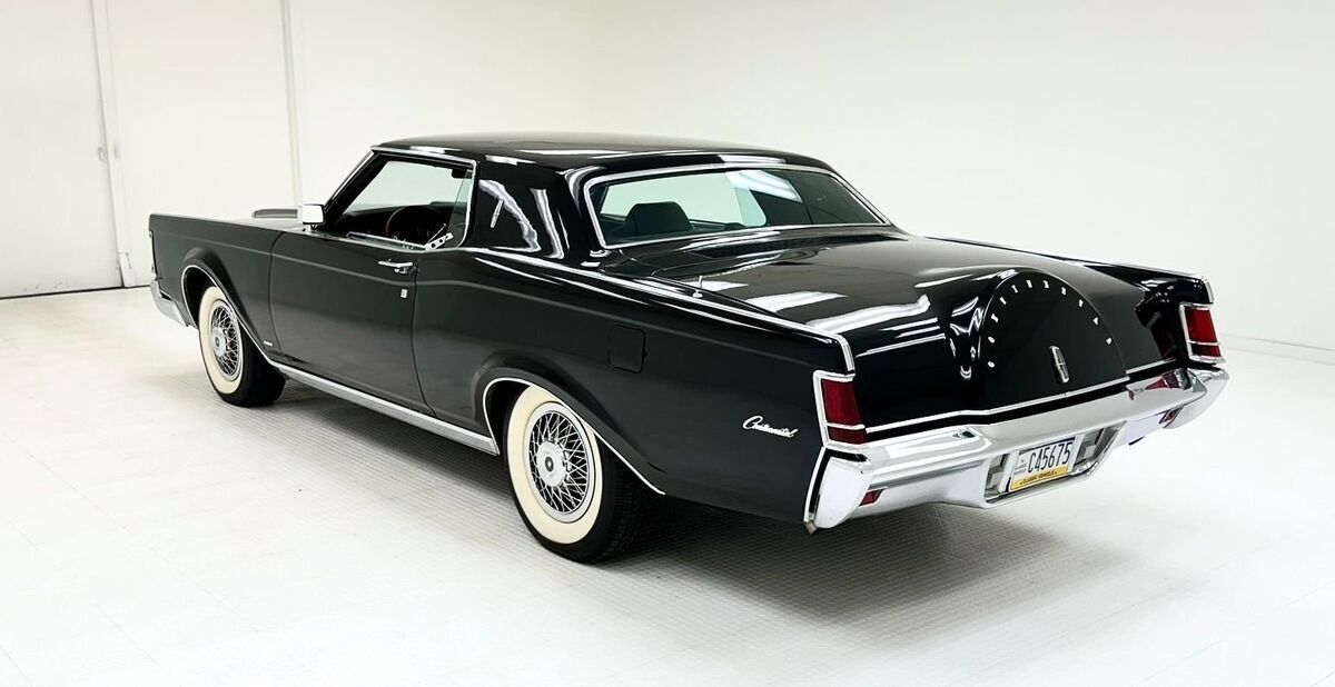 1970 Lincoln Continental Mark III 2 Door Hardtop - photo 3