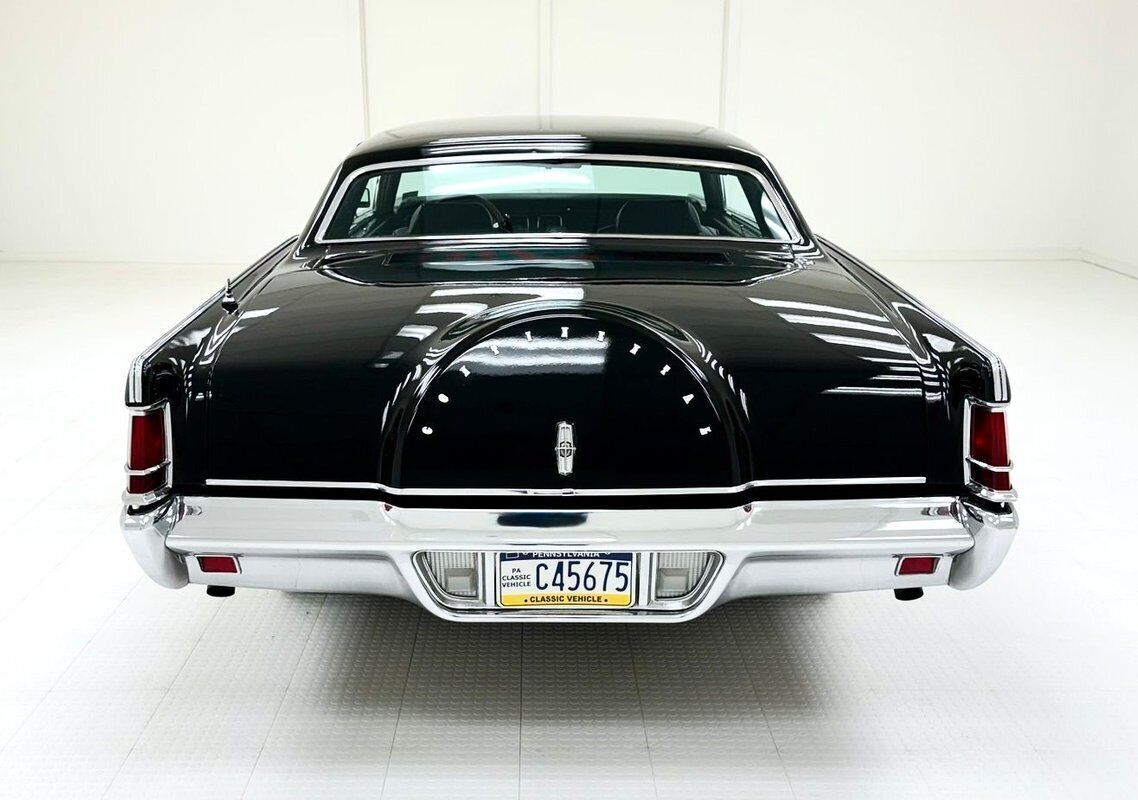 1970 Lincoln Continental Mark III 2 Door Hardtop - photo 4