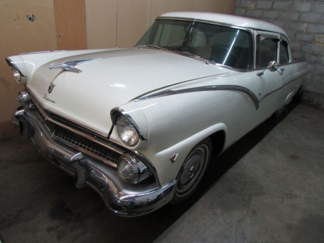 1956 Ford Fairlane 1956 FORD FAIRLANE - photo 2