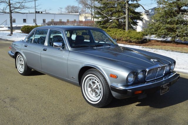 1987 Jaguar XJ6 4 door sedan - photo 13
