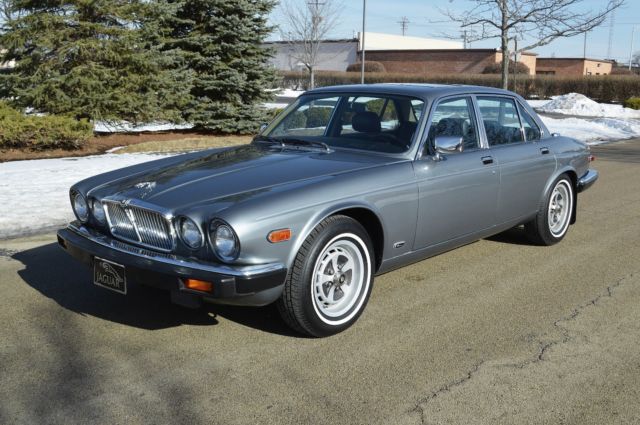 1987 Jaguar XJ6 4 door sedan - photo 5