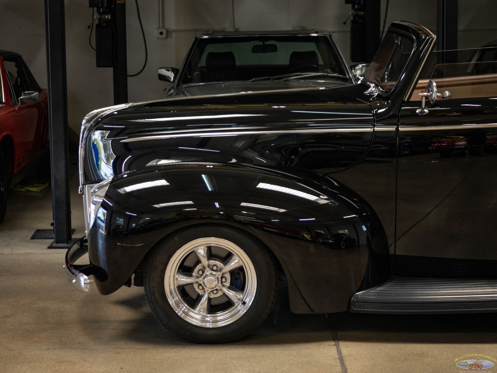 1940 Ford Deluxe Cabriolet Custom Street Rod - photo 5