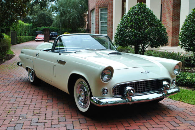 1956 Ford Thunderbird Convertible - photo 2