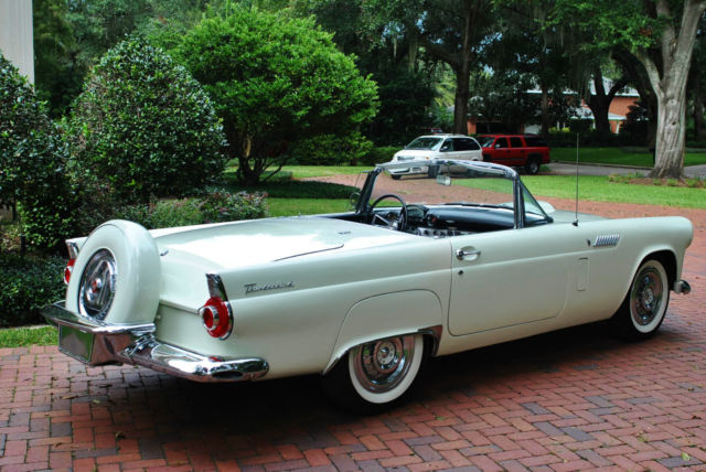 1956 Ford Thunderbird Convertible - photo 3