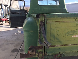 1956 GMC 1/2 ton truck short bed - photo 2