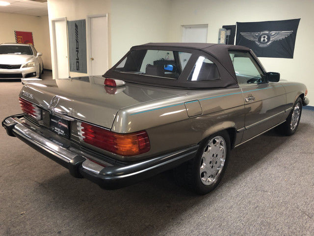 1987 Mercedes-Benz SL-Class Base Convertible 2-Door - photo 5