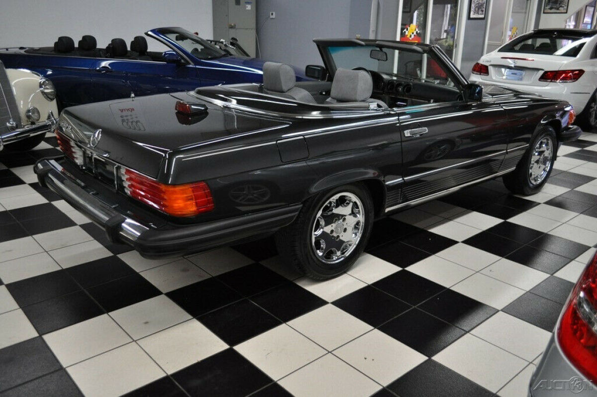 1986 Mercedes-Benz SL-Class 560SL 54K MILES - GORGEOUS COLOR - IMMACULATE - photo 12