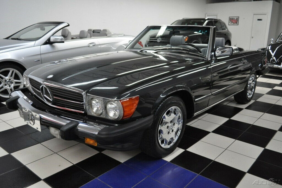 1986 Mercedes-Benz SL-Class 560SL 54K MILES - GORGEOUS COLOR - IMMACULATE - photo 5