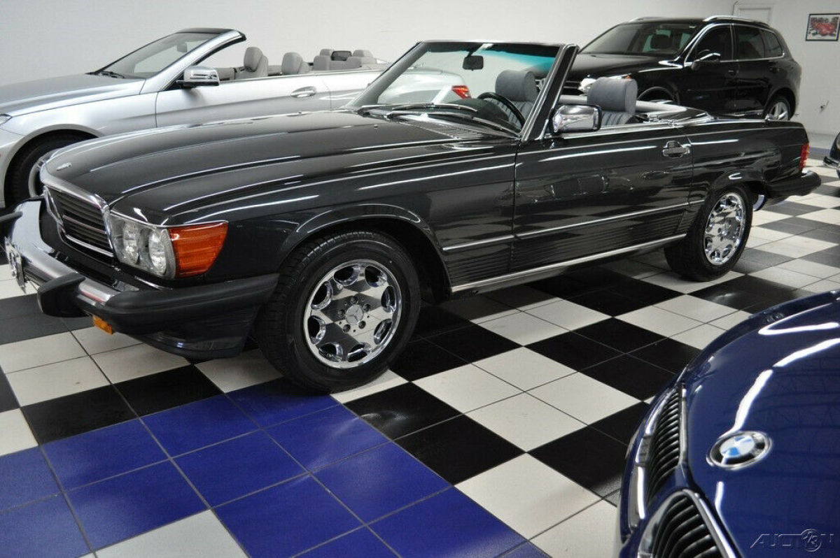 1986 Mercedes-Benz SL-Class 560SL 54K MILES - GORGEOUS COLOR - IMMACULATE - photo 6