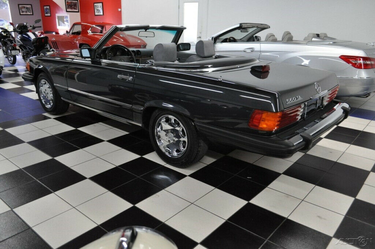1986 Mercedes-Benz SL-Class 560SL 54K MILES - GORGEOUS COLOR - IMMACULATE - photo 8