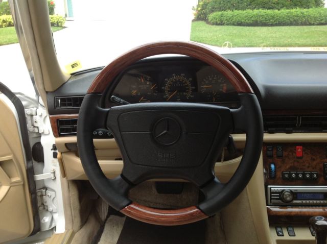 1991 Mercedes-Benz 500-Series Base Sedan 4-Door - photo 12