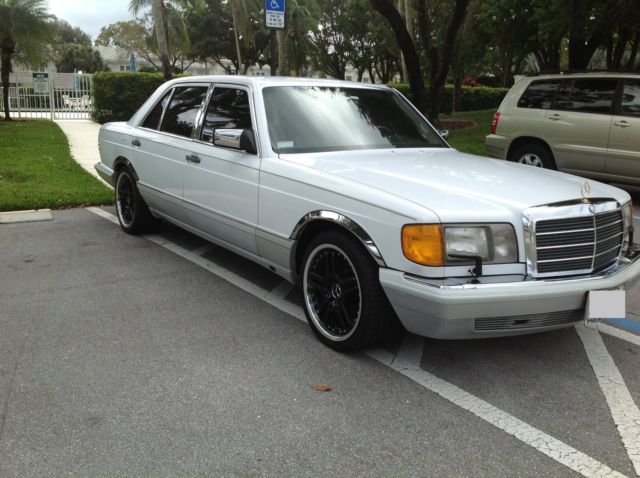 1991 Mercedes-Benz 500-Series Base Sedan 4-Door - photo 2