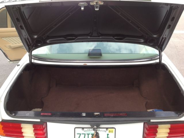 1991 Mercedes-Benz 500-Series Base Sedan 4-Door - photo 9