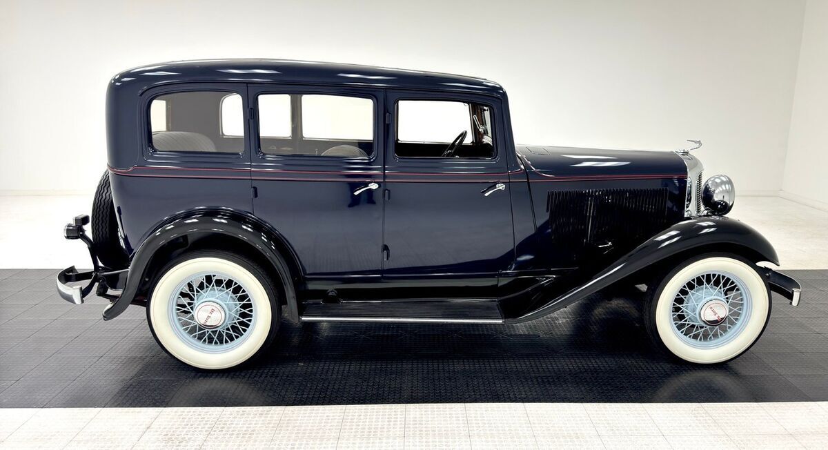 1932 DeSoto 6 SA Series Deluxe Sedan - photo 6