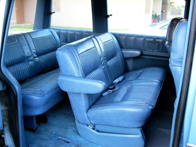 56K MILES 1st GENERATION CLASSIC DODGE/CHRYSLER PLYMOUTH VOYAGER MINIVAN /MAGIC 1984 Dodge Caravan SE