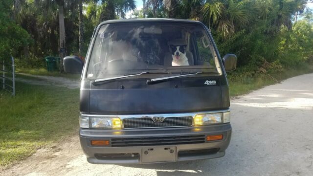 1992 Nissan Caravan / Homy 4wd Diesel GT Cruise JDM RHD - photo 2