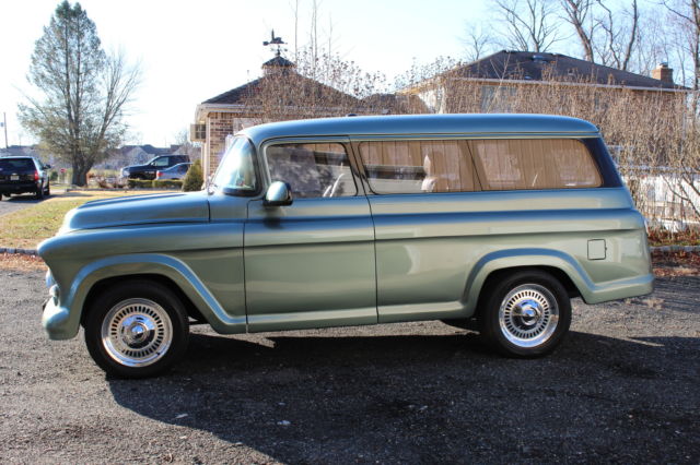 1957 Chevrolet Suburban Carryall Concept - photo 11