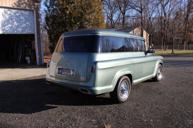1957 Chevrolet Suburban Carryall Concept - photo 12