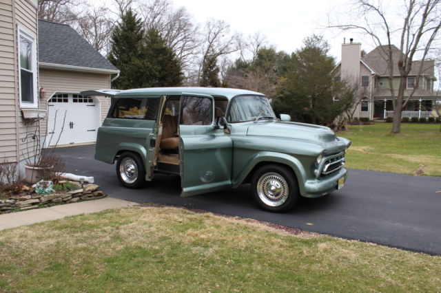 1957 Chevrolet Suburban Carryall Concept - photo 6