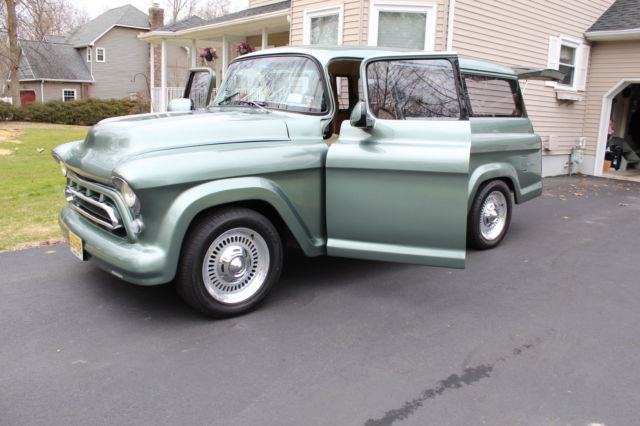 1957 Chevrolet Suburban Carryall Concept - photo 7