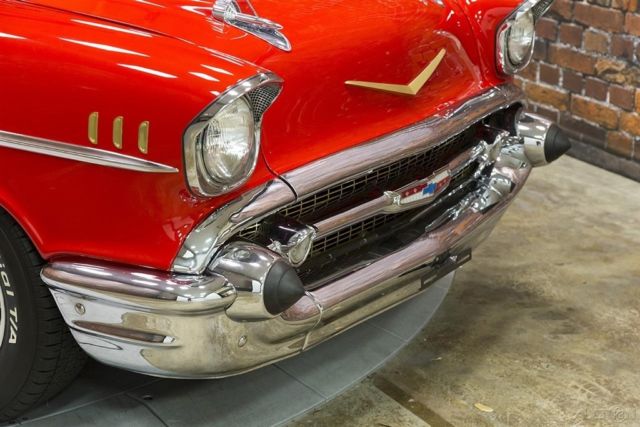 1957 Chevrolet Bel Air/150/210 Bel Air Sport Coupe 450 HP Restomod Red Tan - photo 9