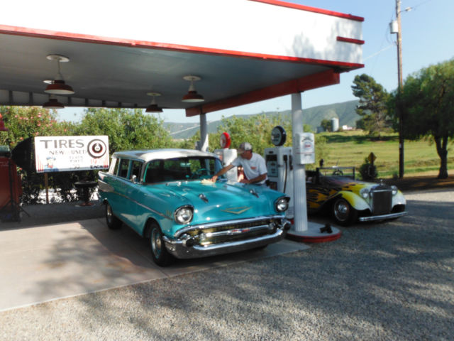 1957 Chevrolet Bel Air/150/210