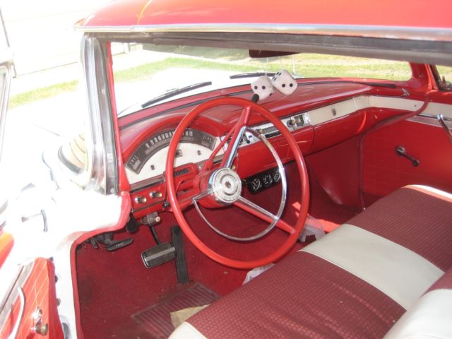 1957 Ford Fairlane - photo 4