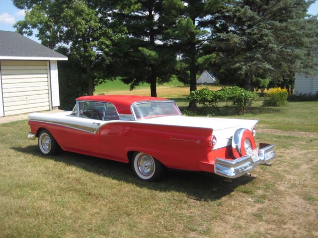 1957 Ford Fairlane - photo 6