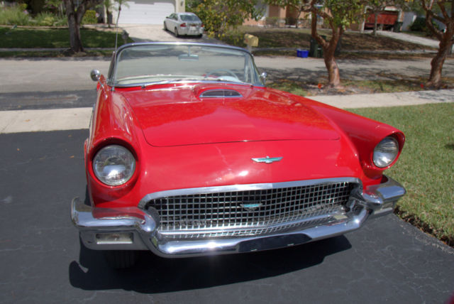 1957 Ford Thunderbird - photo 3