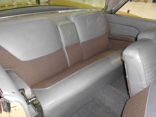 1957 Chrysler Imperial - photo 12