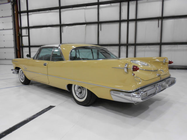 1957 Chrysler Imperial - photo 4