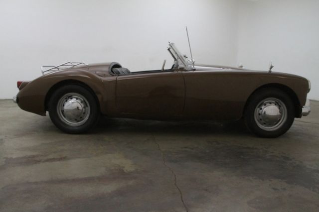 1957 MG A - photo 7
