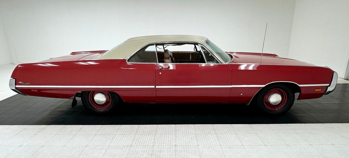 1969 Chrysler Newport 2 Door Hardtop - photo 6